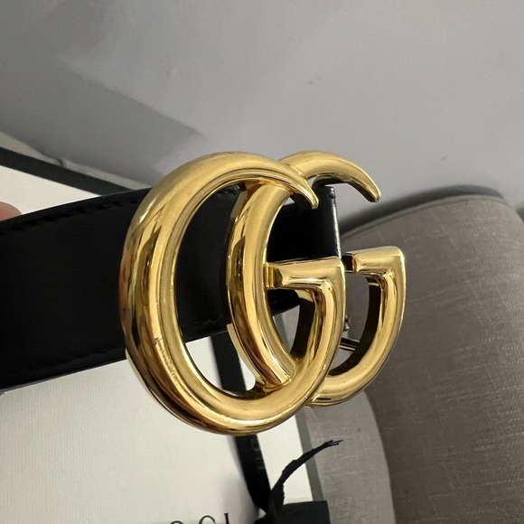 SOLD Gucci Marmont Leather Belt with Shiny Buckle - Size 70 (US 24) - Picture 2 of 11